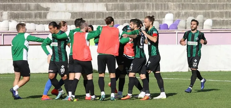Sakaryaspor, Bayrampaşa'yı 2-1 mağlup etti
