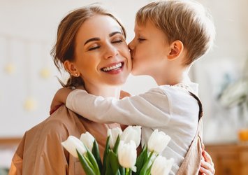 Anneler Günü ne zaman! En güzel Anneler Günü mesajları
