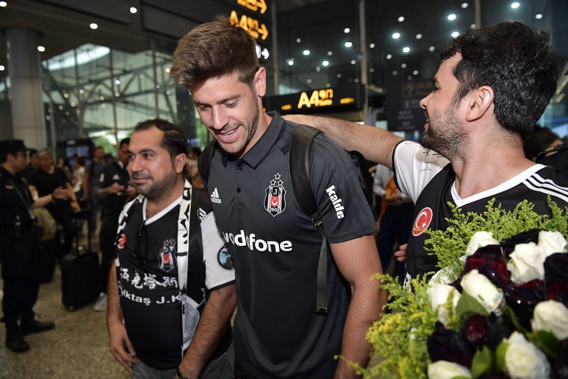Beşiktaş, Çin’e gitti