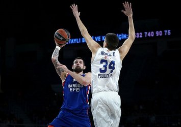 Anadolu Efes ezdi geçti