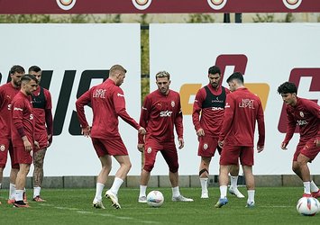 Galatasaray'a 3 futbolcudan kötü haber!