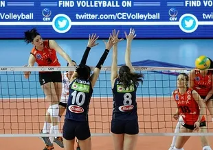 Avrupa'daki Türk derbisi Fenerbahçe'nin