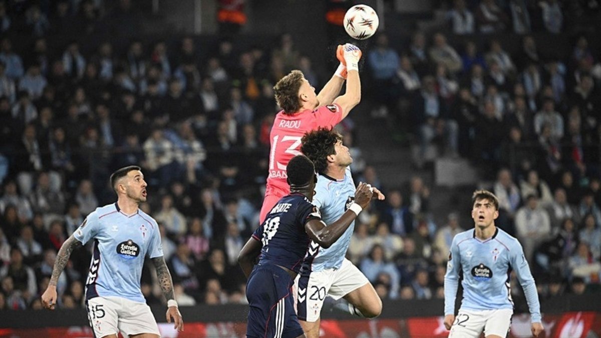 Türkiye maçı öncesi Romanya'ya dev şok! Kalecileri sakatlandı