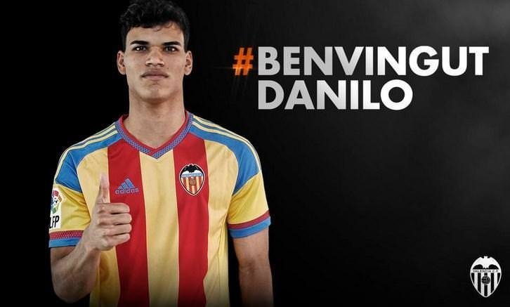 Dünyada biten transferler