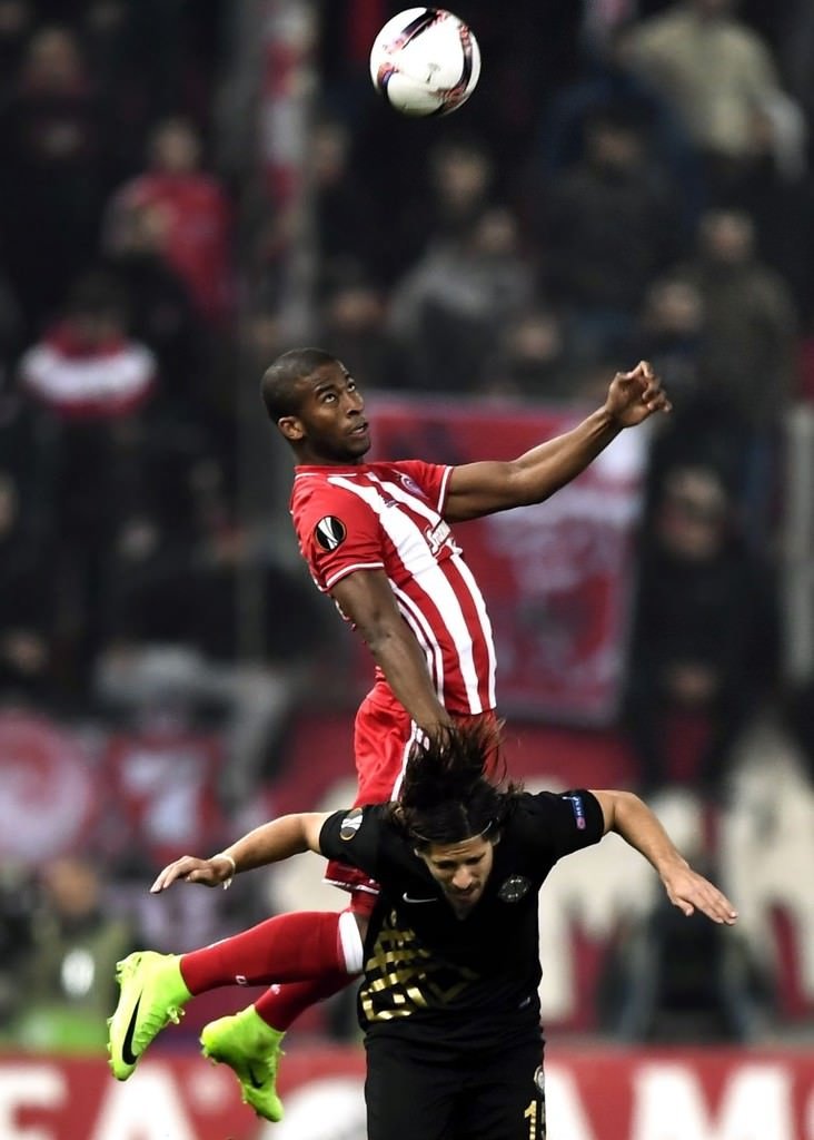Olympiakos - Osmanlıspor karşılaşmasından kareler