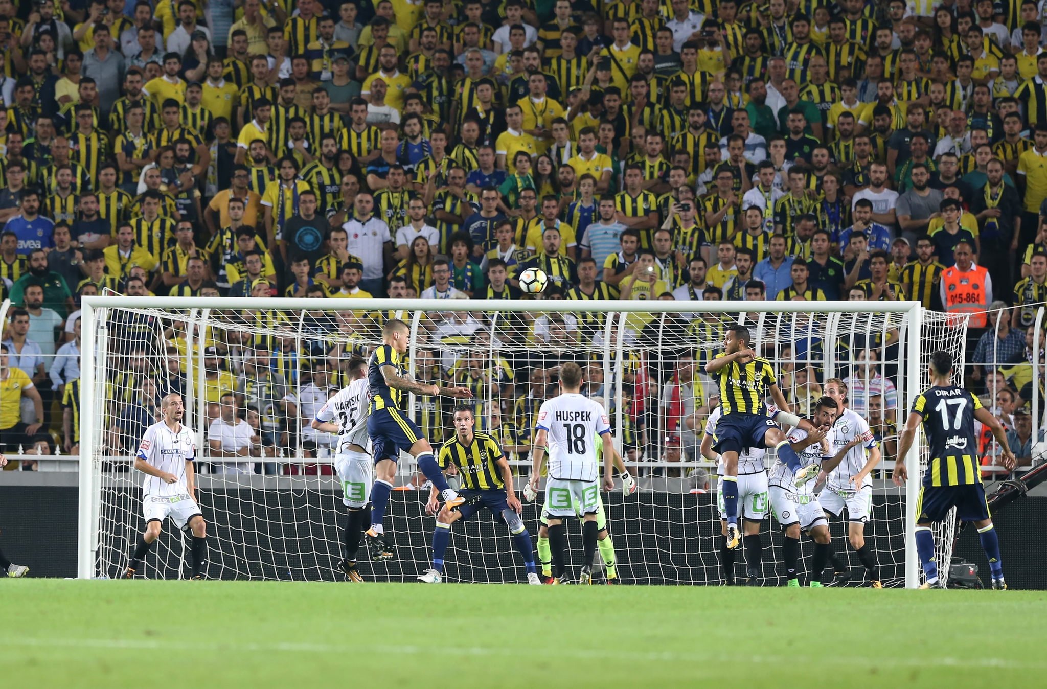 Cumhurbaşkanı Erdoğan Fenerbahçe maçında