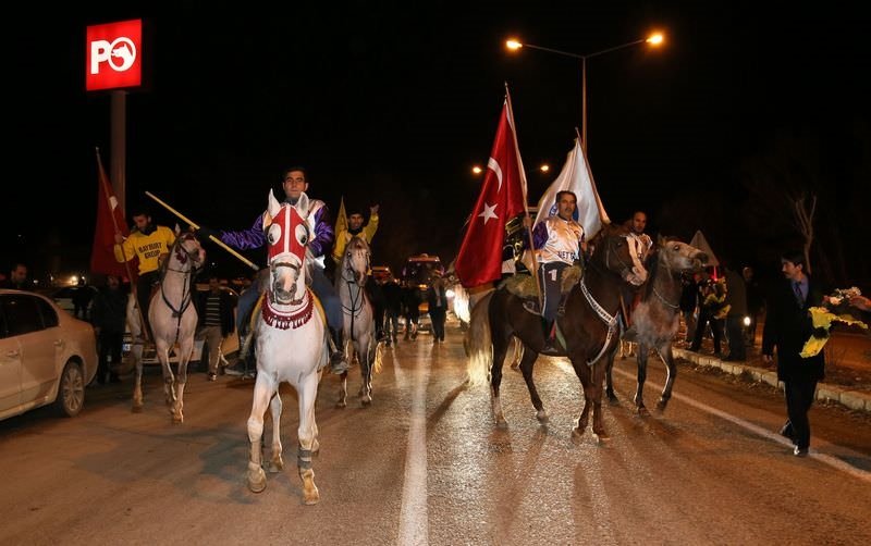 F.Bahçe’ye ciritli karşılama
