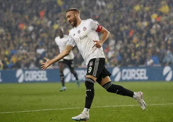 Beşiktaş'ta Cenk Tosun korkusu! G.Saray...