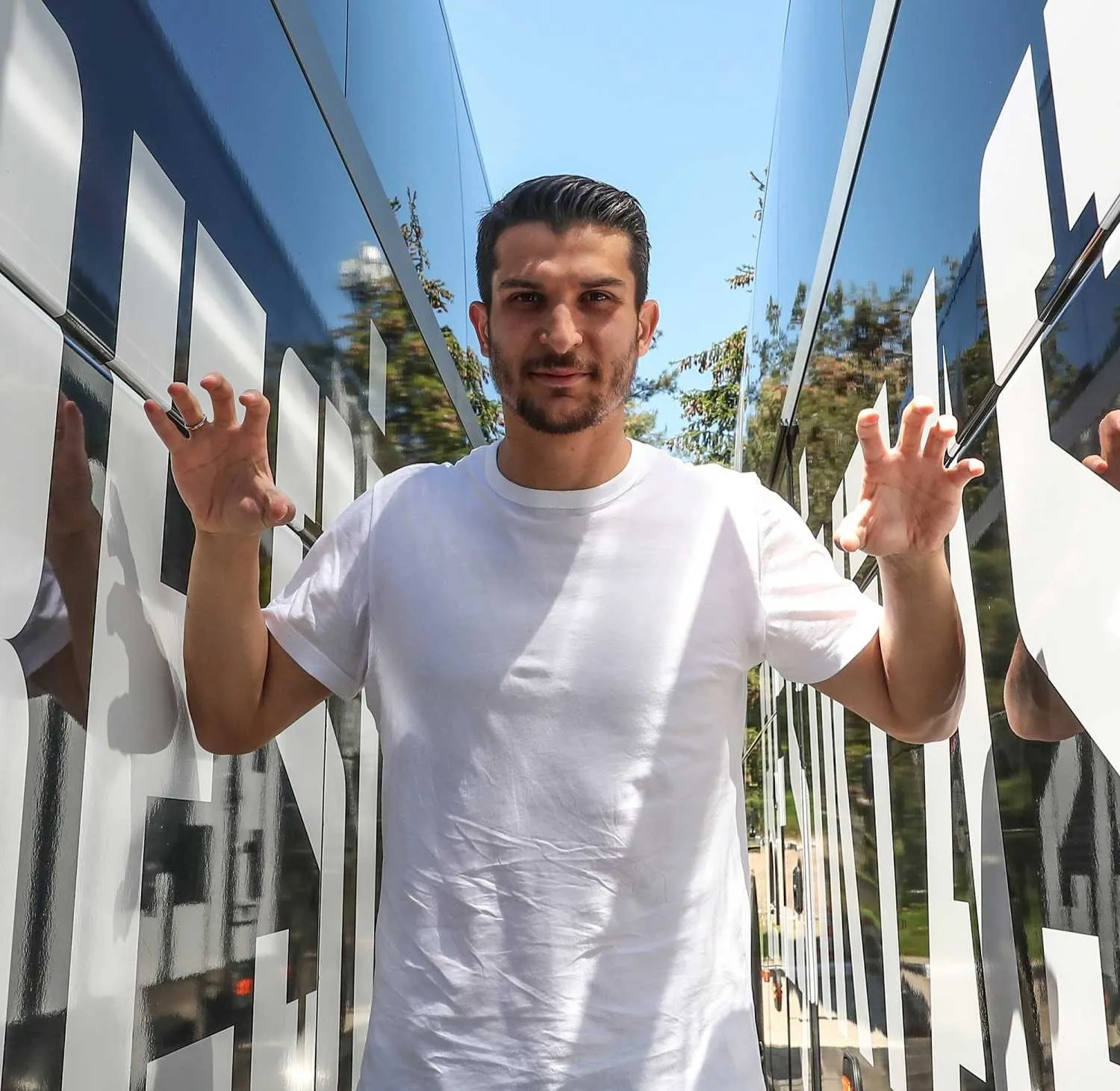Beşiktaş Necip Uysal'a veda etti! İşte o görüntüler