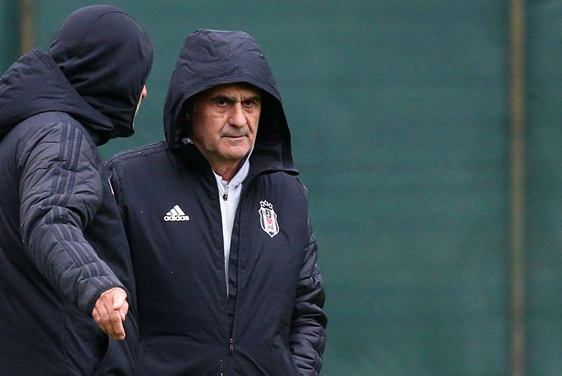 Beşiktaş’ta Vida sol beke!