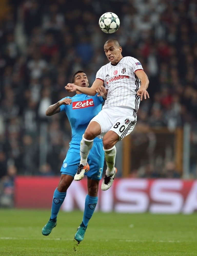 Quaresma, Pancu’yu geçti