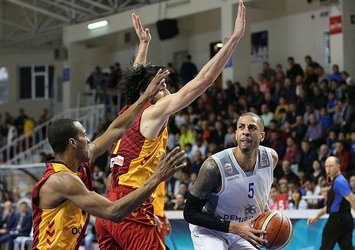 Galatasaray Odeabank, Hendrix ile yıktı