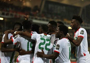 Aboubakar attı! Kamerun geri döndü