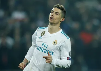 Ronaldo'nun serveti dudak uçuklattı!