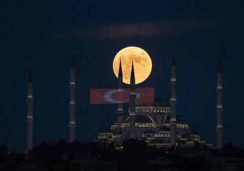 14 Mayıs İstanbul Ankara İzmir Kocaeli ve Sakarya iftar saatleri ne?