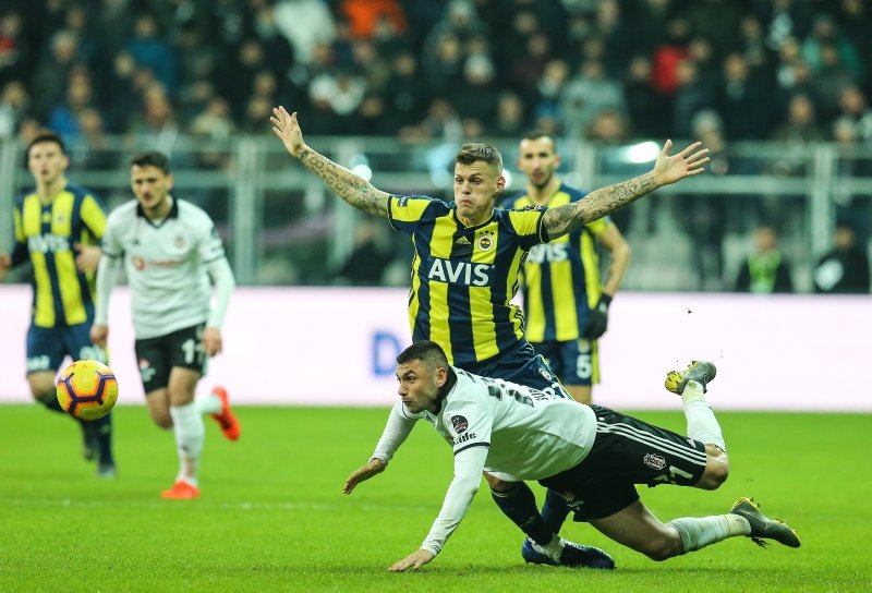 Tolgay Arslan’dan dürüm açıklaması!