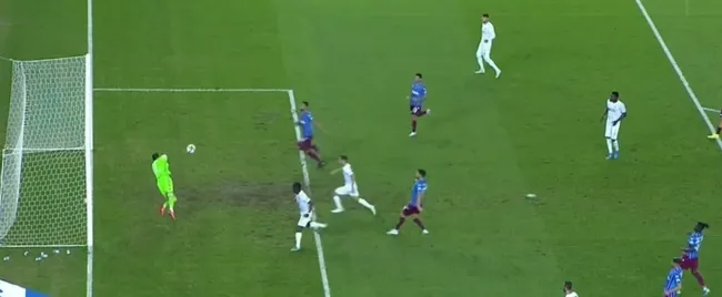 Son dakika spor haberi: Trabzonspor - Sivasspor maçında Uğurcan Çakır devleşti! İşte kurtardığı penaltı ve devamındaki pozisyon... - 2