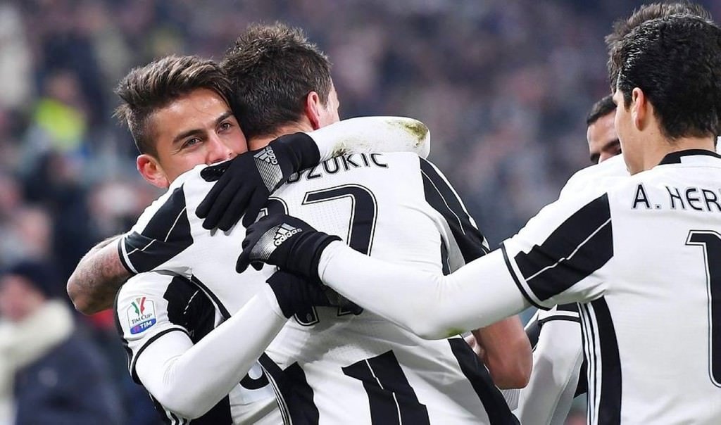 Fenerbahçe’den Galatasaray’a tarihi fark