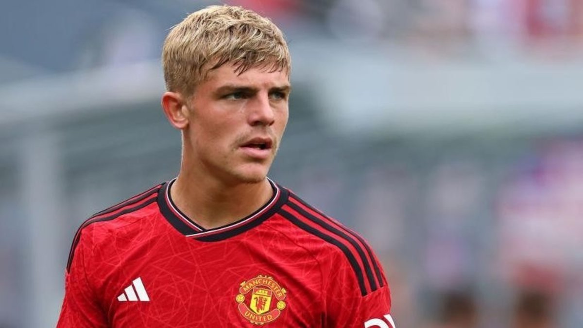 TRANSFER HABERİ: Beşiktaş'tan sağ bek hamlesi! Solskjaer'in eski öğrencisi TRANSFER HABERİ: Beşiktaş'tan sağ bek hamlesi! Solskjaer'in eski öğrencisi