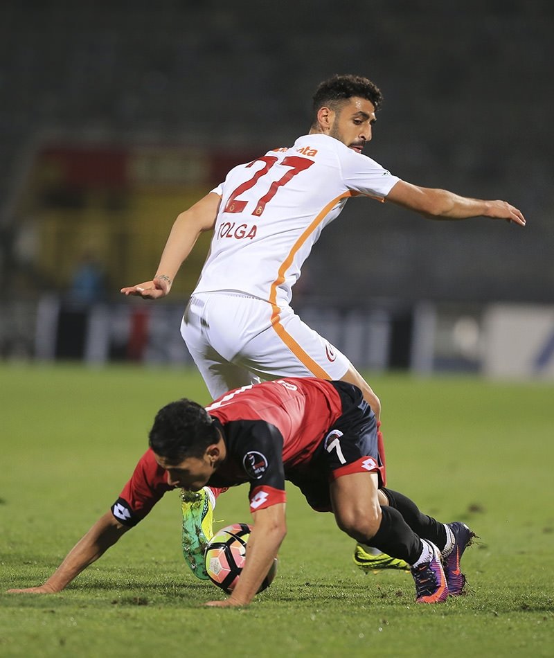 Galatasaray’a Tolga Ciğerci şoku!