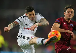 Jose Sosa, Beşiktaş'ın yeni sözleşme teklifini reddetti