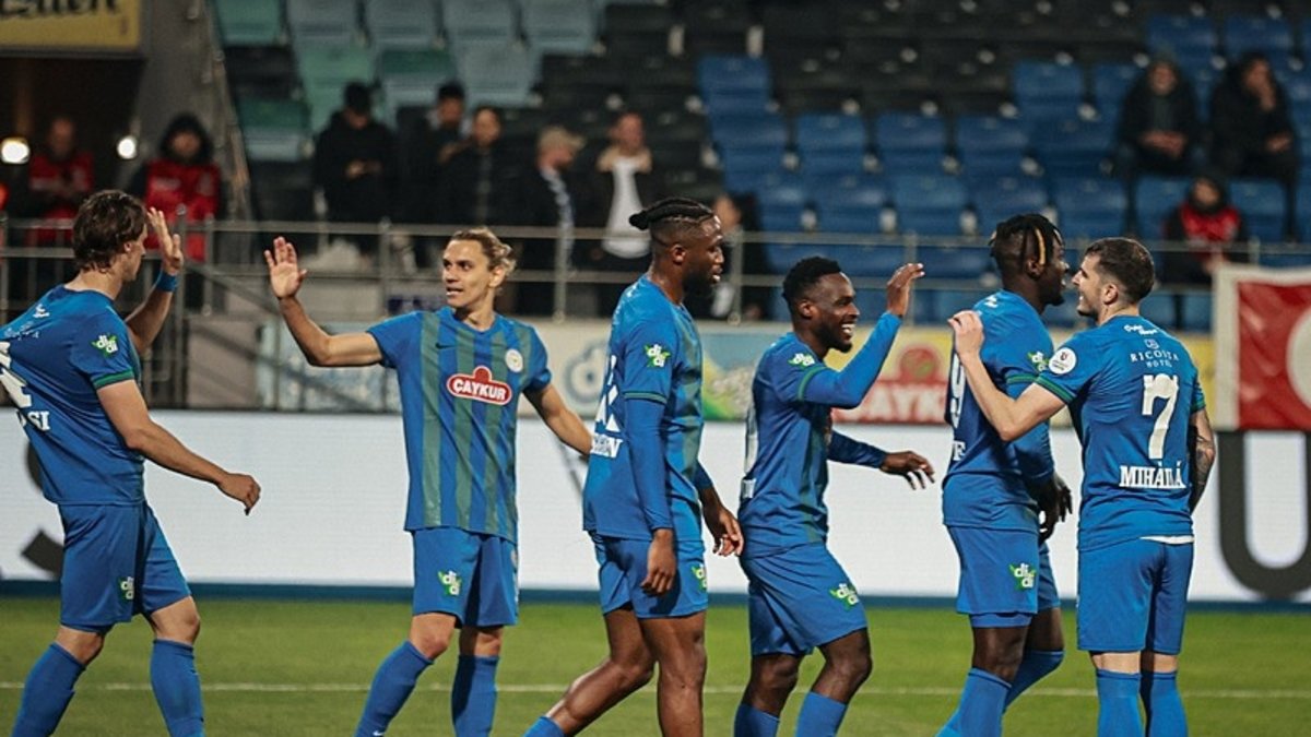 Çaykur Rizespor sahasında Samsunspor'u farklı geçti! İşte maçın özeti