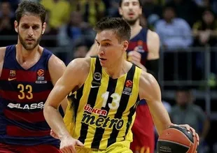 Fenerbahçe, Barcelona'yı devirdi