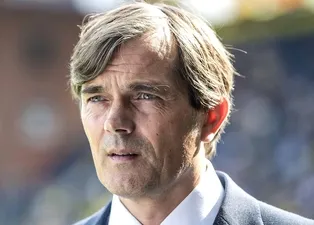 Fenerbahçe Phillip Cocu ile görüşüyor