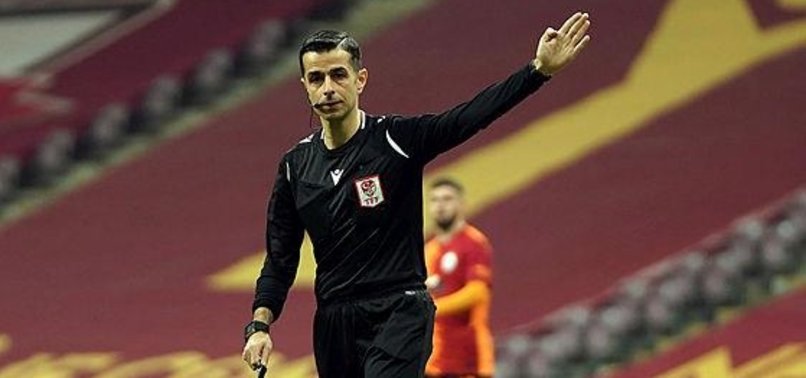 Son dakika spor haberleri: Galatasaraylı futbolculardan BB Erzurumspor maçının hakemi Mete Kalkavan'a yoğun itiraz! O pozisyon sonrasında...