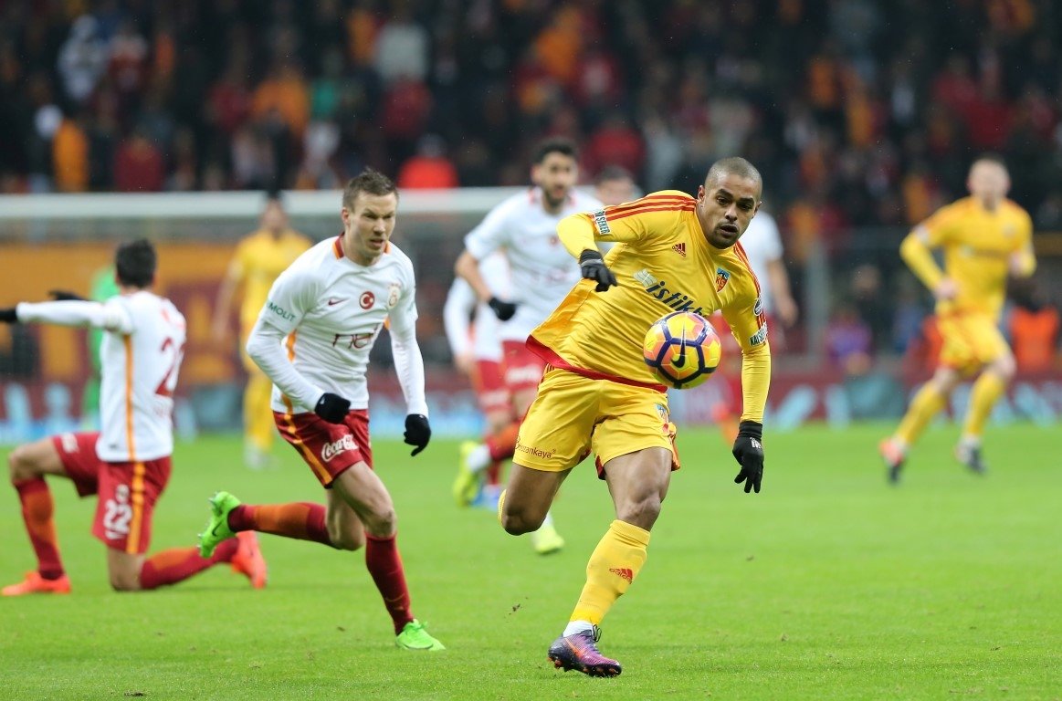 Galatasaray, Welliton ile imzalıyor