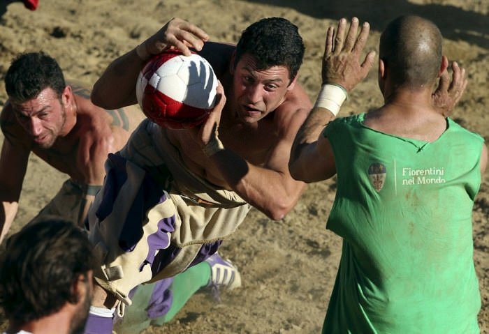 Bu futbolda her şey serbest