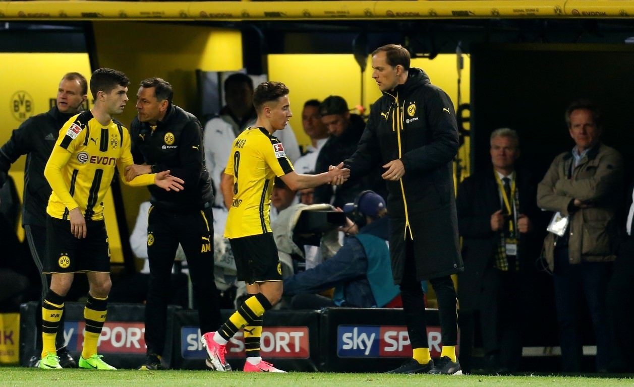 Emre Mor ile söz kestiler!