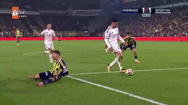 Fenerbahçe 1-2 Beşiktaş (MAÇ SONUCU-ÖZET)