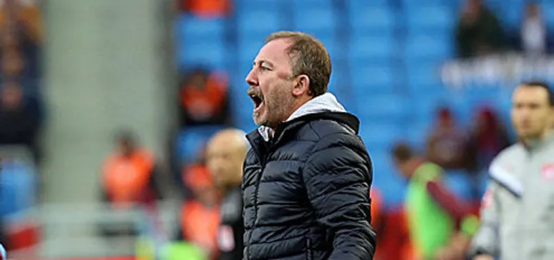 Sergen Yalçın: "Çok değerli bir 3 puan aldık"