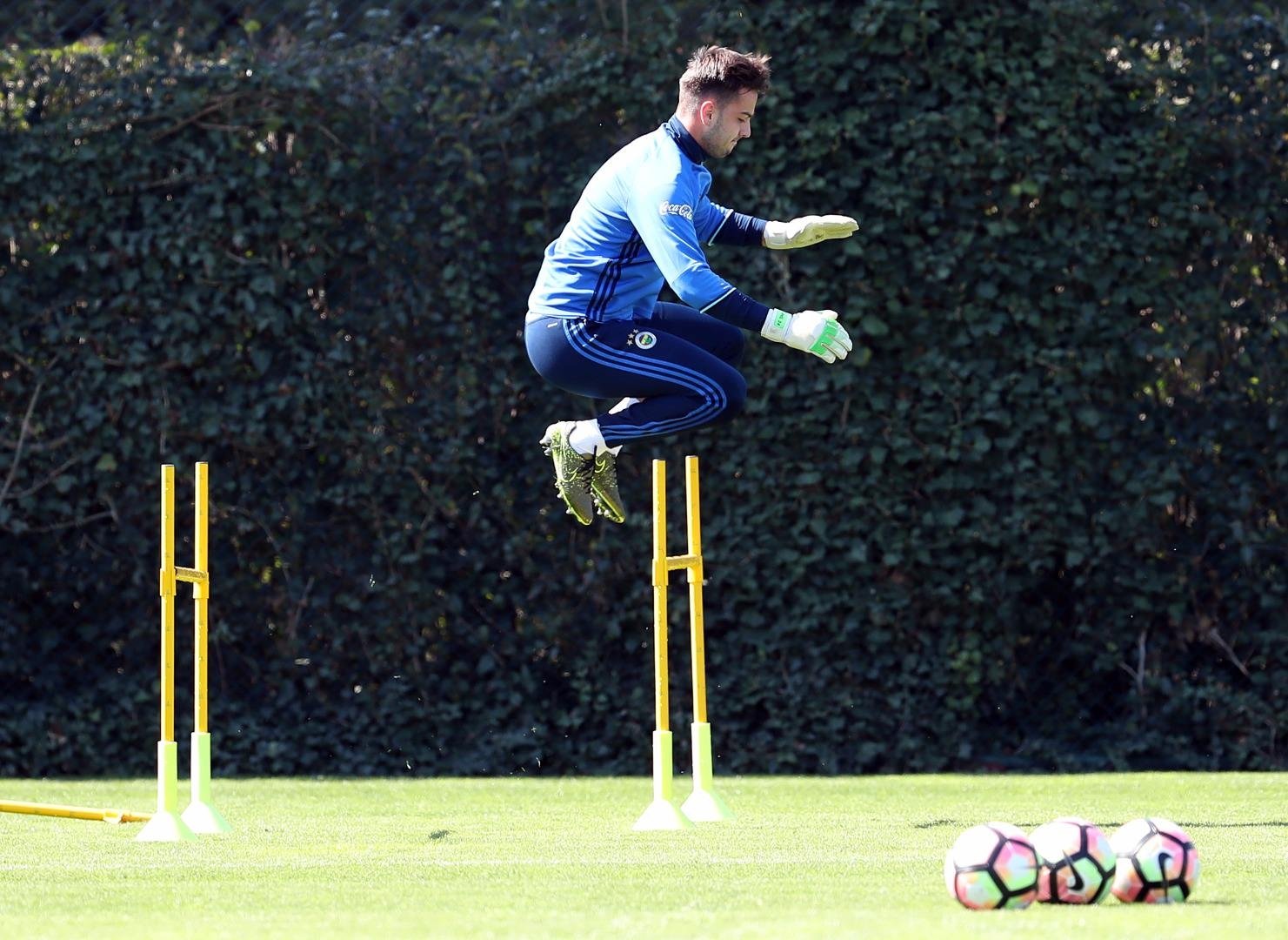 Fenerbahçe idmanında sürpriz görüntü