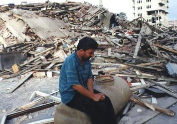 Asrın felaketi 17 Ağustos depremi kaç yılında oldu? Kaç kişi öldü?