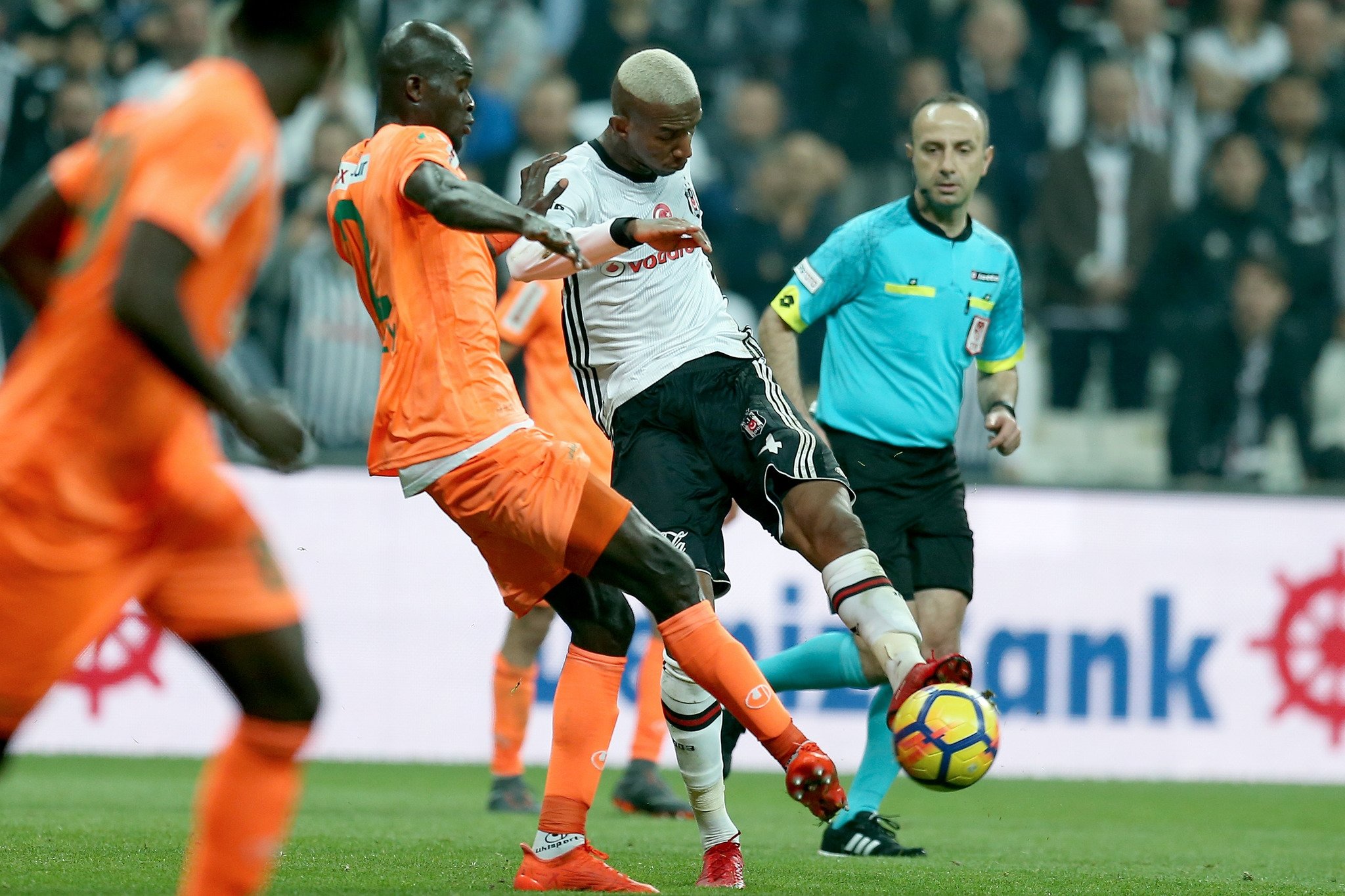 Talisca sosyal medyayı da salladı!