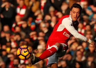 Ballack'tan Mesut Özil'e tavsiye