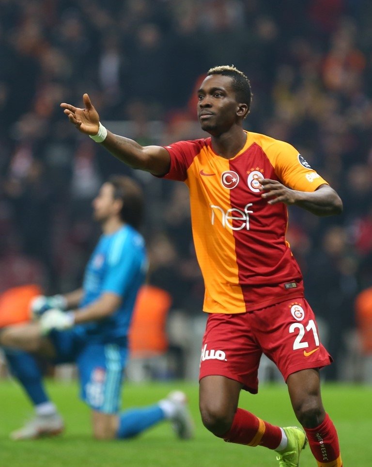 Onyekuru’ya çifte kanca