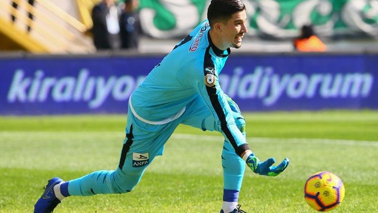 Galatasaray Altay Bayındır'ı bitirdi - Sayfa 1 ...