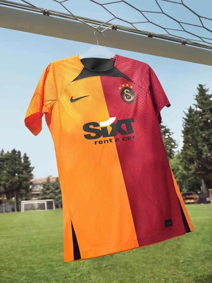 Galatasaray yeni sezon formasını tanıttı! - 2
