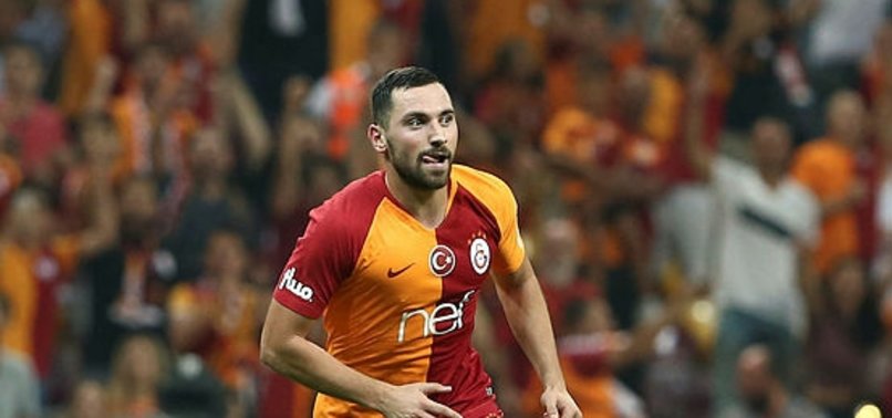 Sinan Gümüş, Galatasaraylı taraftarlardan bir kez daha özür diledi