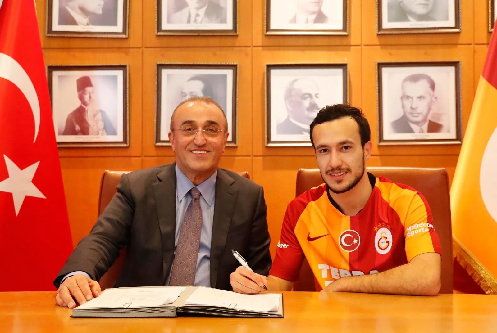 Galatasaray'da Atalay Babacan'ın sözleşmesi uzatıldı - 1