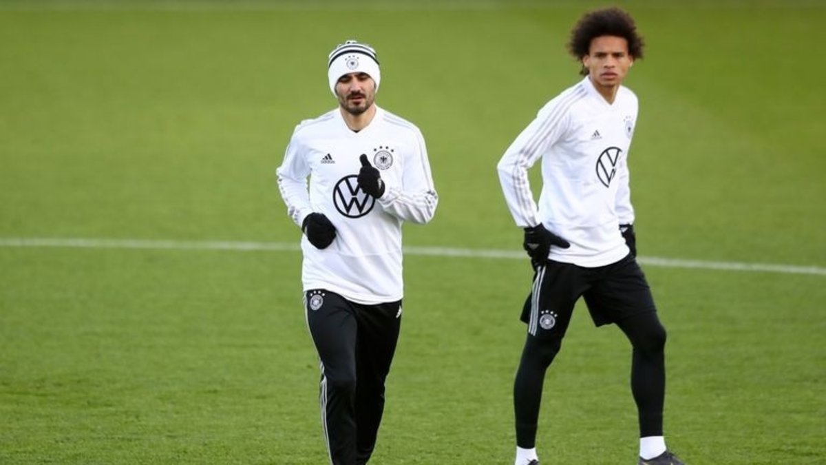 Fenerbahçe Galatasaray'ın gözdesi talip oldu! İtalyan basını duyurdu... Fenerbahçe Galatasaray'ın gözdesi talip oldu! İtalyan basını duyurdu...