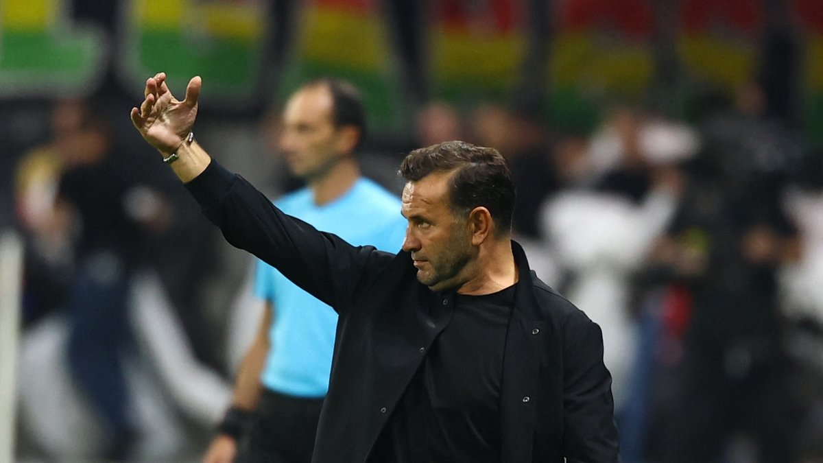 GALATASARAY HABERLERİ | Ahmet Çakar'dan Okan Buruk'a sert sözler! GALATASARAY HABERLERİ | Ahmet Çakar'dan Okan Buruk'a sert sözler!