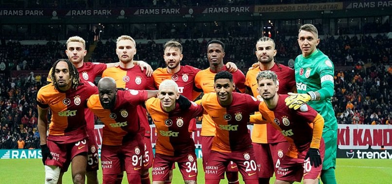 Erman Toroğlu Galatasaray'ın yıldız ismini eleştirdi! Yapılan penaltı...