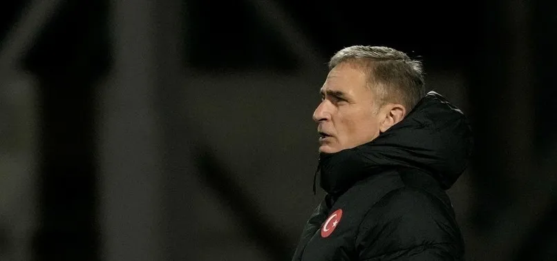 Letonya Türkiye maçında Stefan Kuntz gözyaşlarını tutamadı! İşte o görüntüler