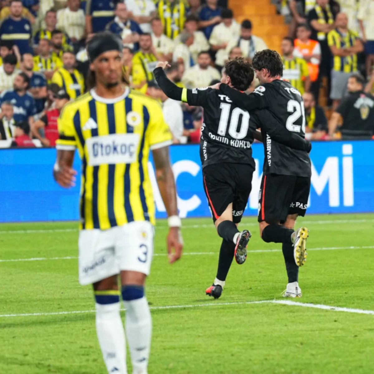 Spor yazarları Fenerbahçe-Beşiktaş maçını değerlendirdi
