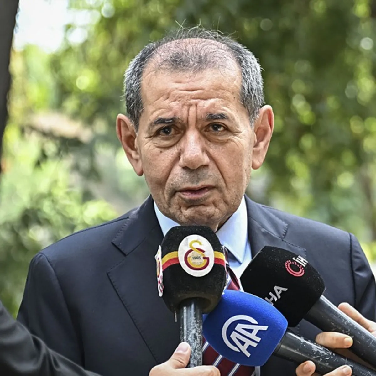 Dursun Özbek'ten transfer eleştirilerine yanıt: Aradaki fark yaklaşık 50 milyon euro