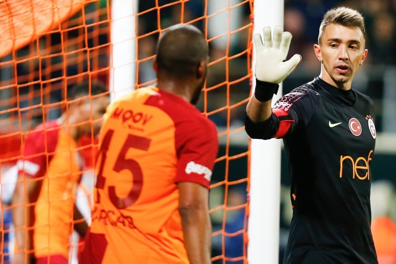 Galatasaray’da dev operasyon!